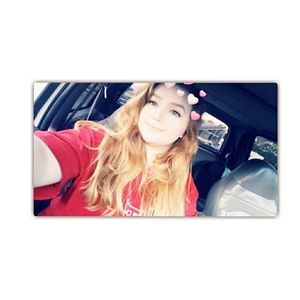 Meet your Posher, Ally